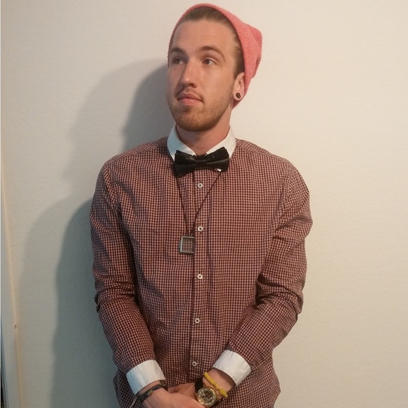 Meet your Posher, William - Picture 1 of 1